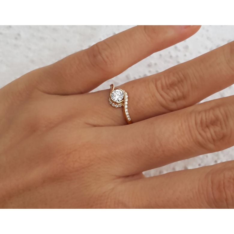 Diamants 0.57ct sur Solitaire Bague Or Jaune - A Une Madone | Gemperles - 3