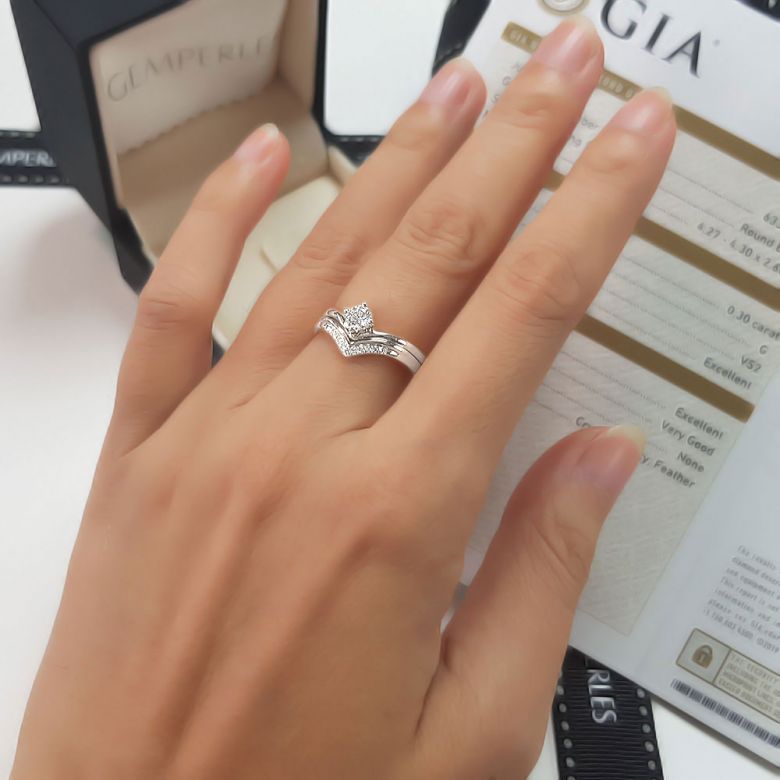 Bague Solitaire Accompagné Wonder Woman -  Bague de Fiançailles Platine | Gemperles - 3