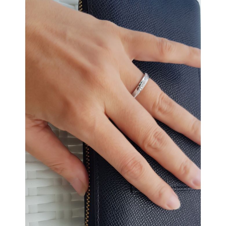 Alliance Femme platine, diamants. Ondulation - 9