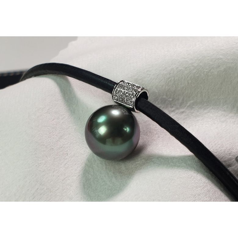 Collier pendentif Perle de Tahiti . Cordon cuir, or blanc, diamants - 4