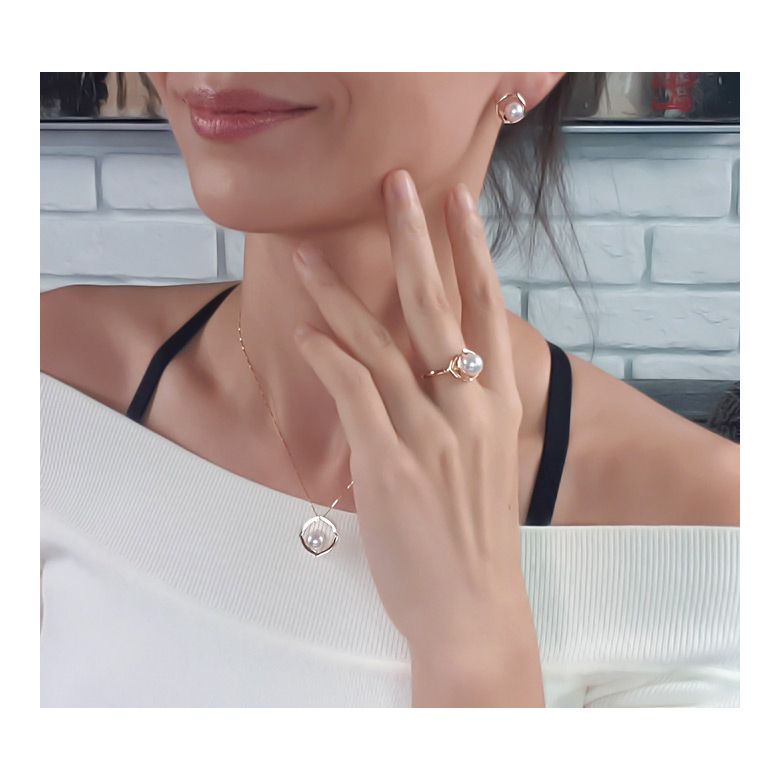 Pendentif, Bague et Boucles Coco Chanel. Perles Akoya, Or jaune, Diamants - 11