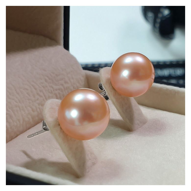 Boucles d'oreilles clous. Perles roses 8/9mm. Or blanc - 7
