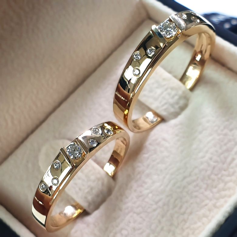 Bagues alliances constellations diamantées - En or jaune 18cts - Duo - 1