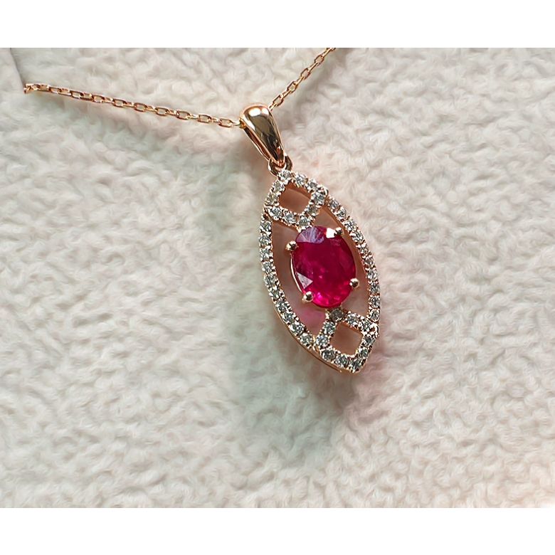 Pendentif ovalesque rubis or rose. Sertissage diamants  - 4
