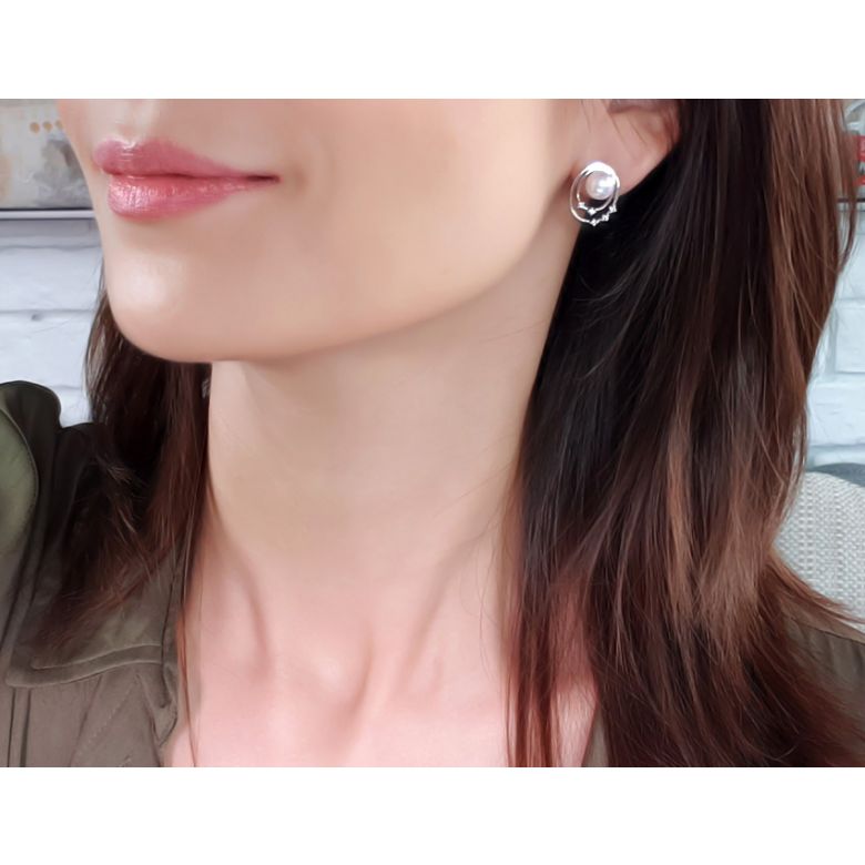 Boucles oreilles perles Akoya, Or blanc, diamants. Motif double cercle - 7