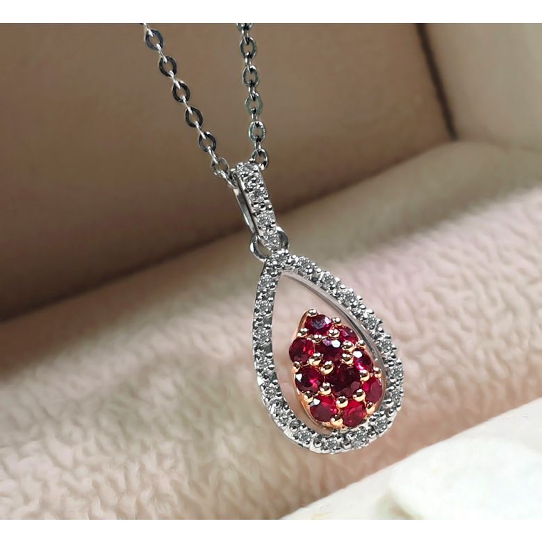 Pendentif pétale or blanc - 2 pétales superposées - Rubis et diamants en pendeloque - 5