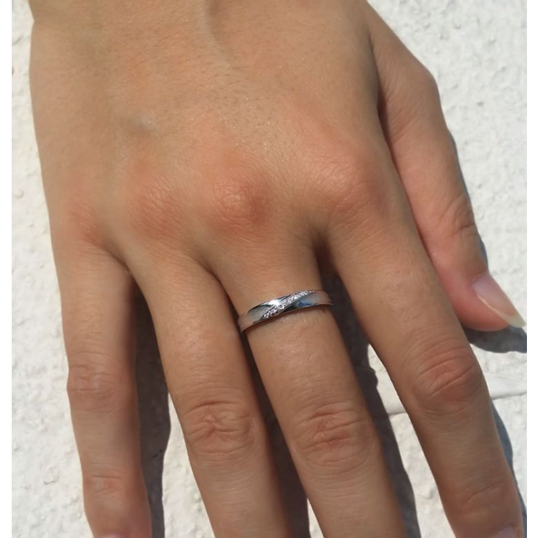 Alliance Femme. Platine. Diamants 0.029ct - 5