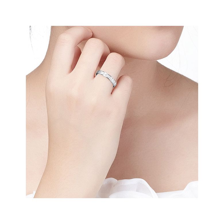 Alliance biseautée femme - Or blanc pavage diamants - 2