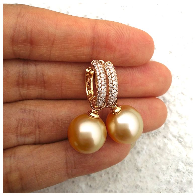 Dormeuses anneaux or jaune diamants pavés - Perles Australie - 4