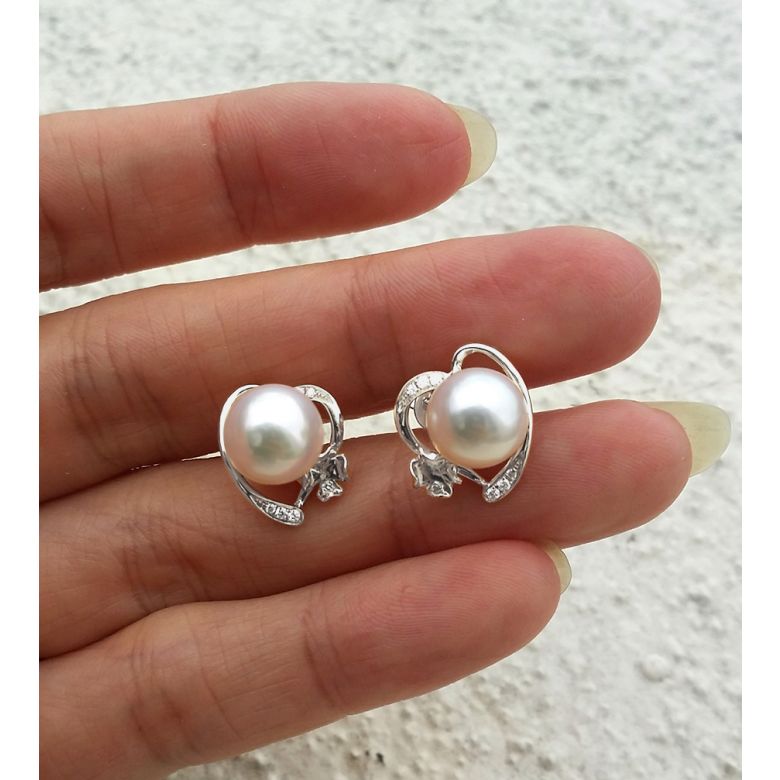 Boucles d'oreilles clous - Perles Akoya - Or blanc et Diamants - 2