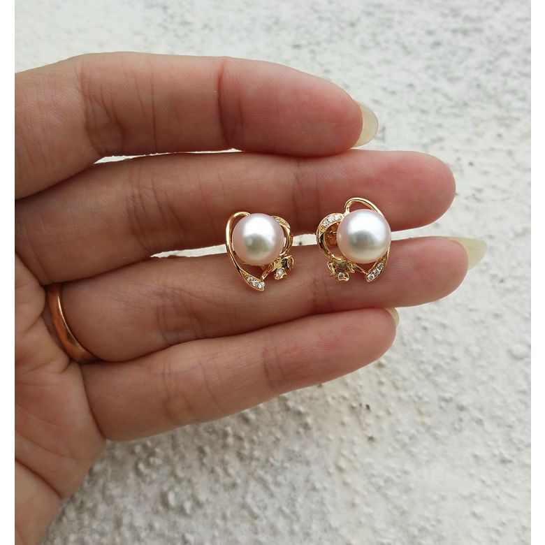 Boucles d'oreilles clous - Perles Akoya - Or jaune et Diamants - 2