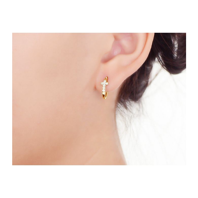 Boucles d'oreilles dormeuses religieuses. Croix diamants Or jaune  - 2