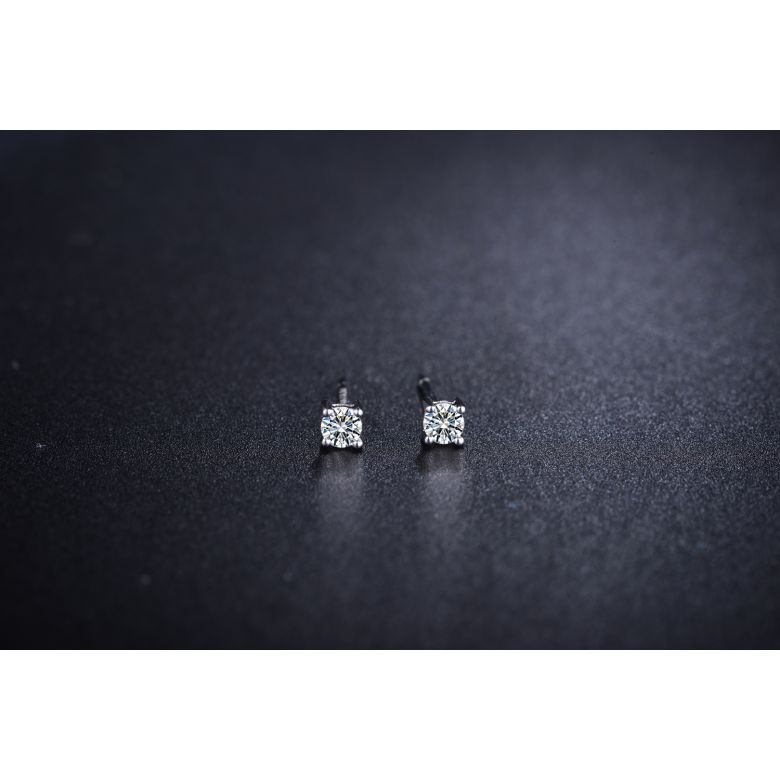 Puces diamants 0.20ct. Or blanc - Carat personnalisable - 7