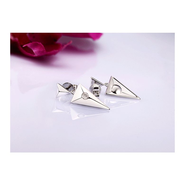 Pendants d'oreilles triangles Or blanc. Diamants 0.10ct - 5