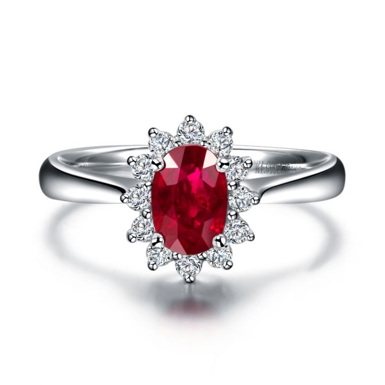 Bague rubis, diamants monture or blanc - Création florale classique - 4