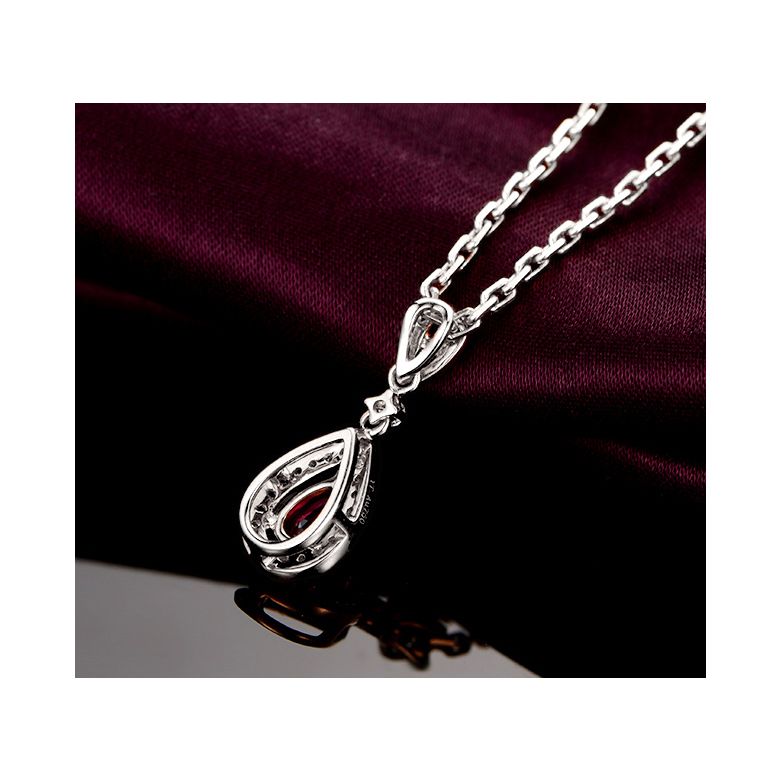 Pendentif princesse Or blanc 18cts - Rubis poire et diamants - 5