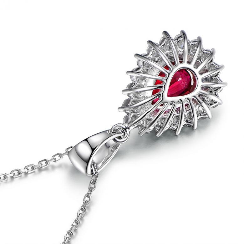 Pendentif rubis rouge vif taillé poire. Diamants sertis et Or blanc - 4