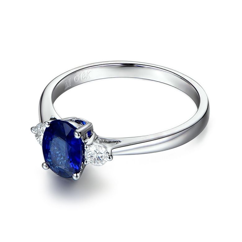 Solitaire trilogie saphir bleu 1 carat avec 2 diamants. Or blanc - 6