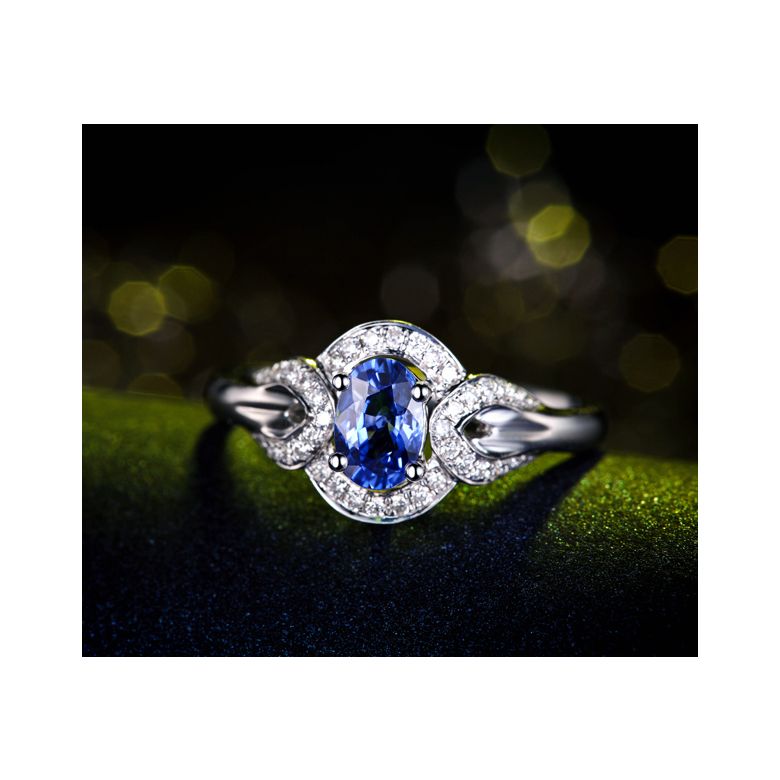 Bague fiançailles saphir diamants et or blanc. Motifs bouclés - 2