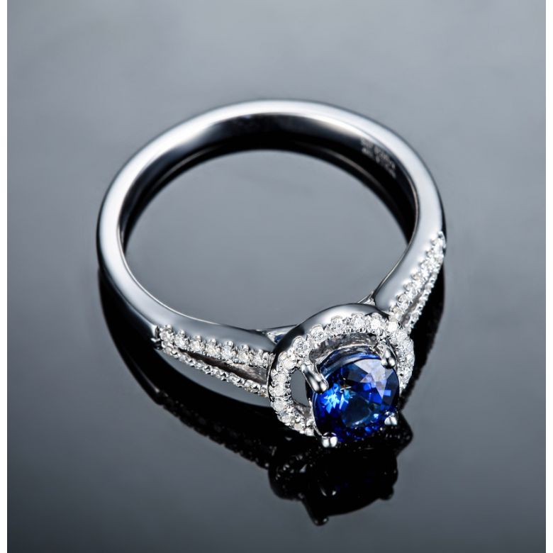 Bague de fiançailles saphir 0.90 carat. Or blanc, Diamants - 5