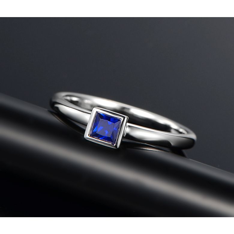 Bague de fiancailles Or blanc et saphir princesse - 3