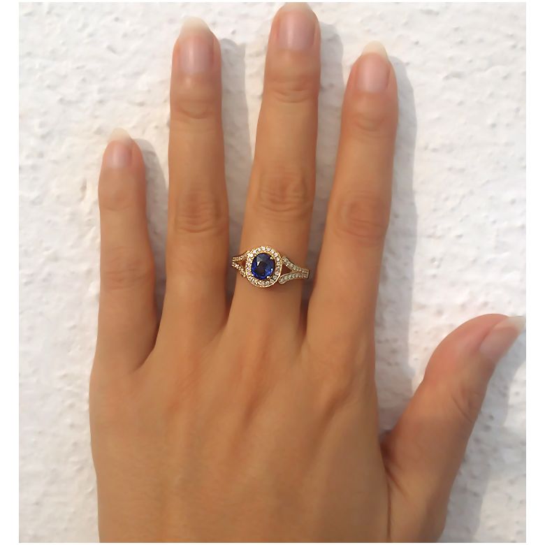 Bague fiançaille saphir ovale 1 carat. Or jaune. Pavage diamants - 5
