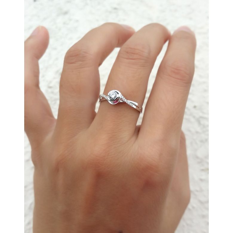 Bague Solitaire A Julie - Or Blanc & Diamants - Alfred de Musset | Gemperles - 2