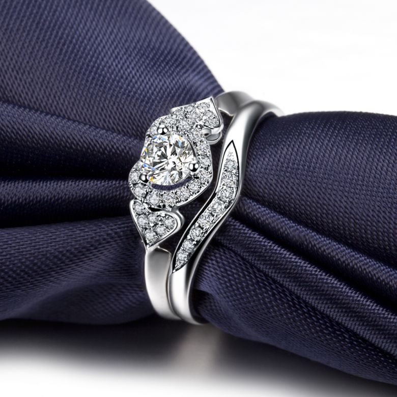Bague Solitaire Coeurs Splendides - Or Blanc, Diamants | Gemperles - 4