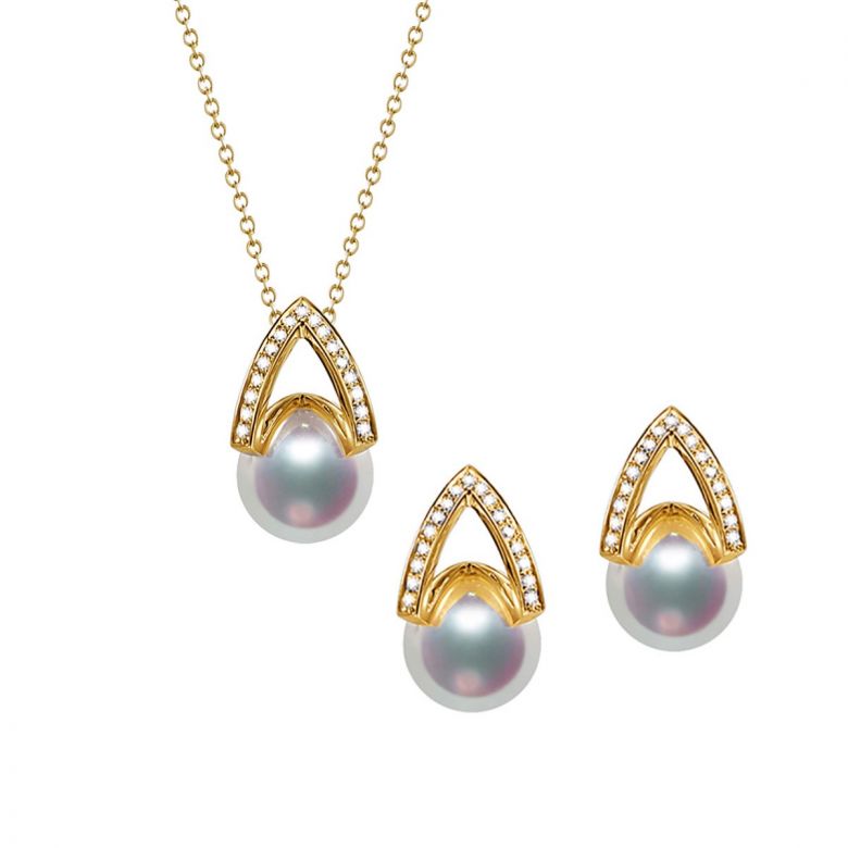 Pendentif et Boucles Masako du Japon. Perles Akoya, Or jaune, diamants.  - 1