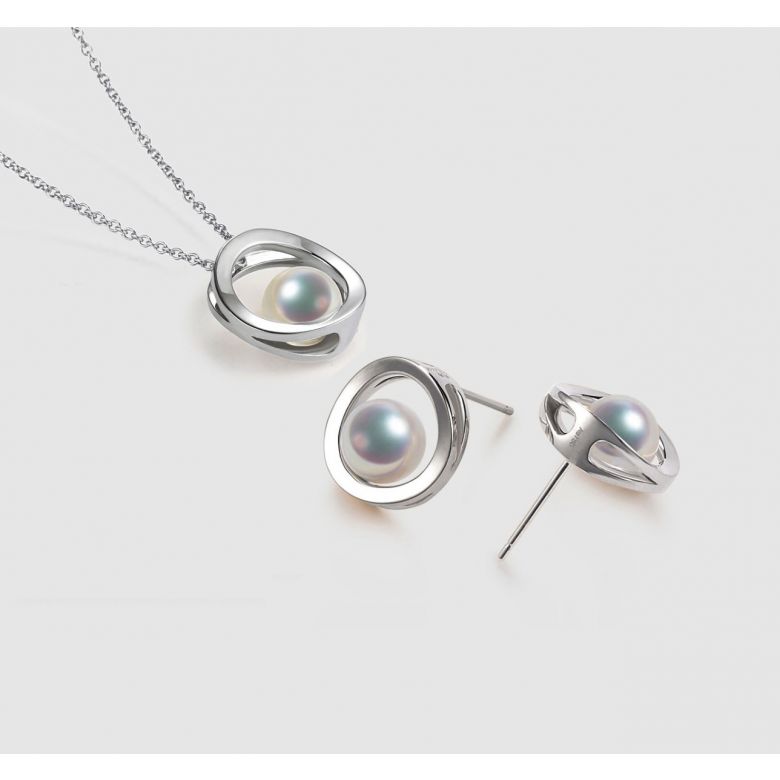Pendentif et Boucles Himiko. Perles Akoya, Or blanc, diamants.  - 2