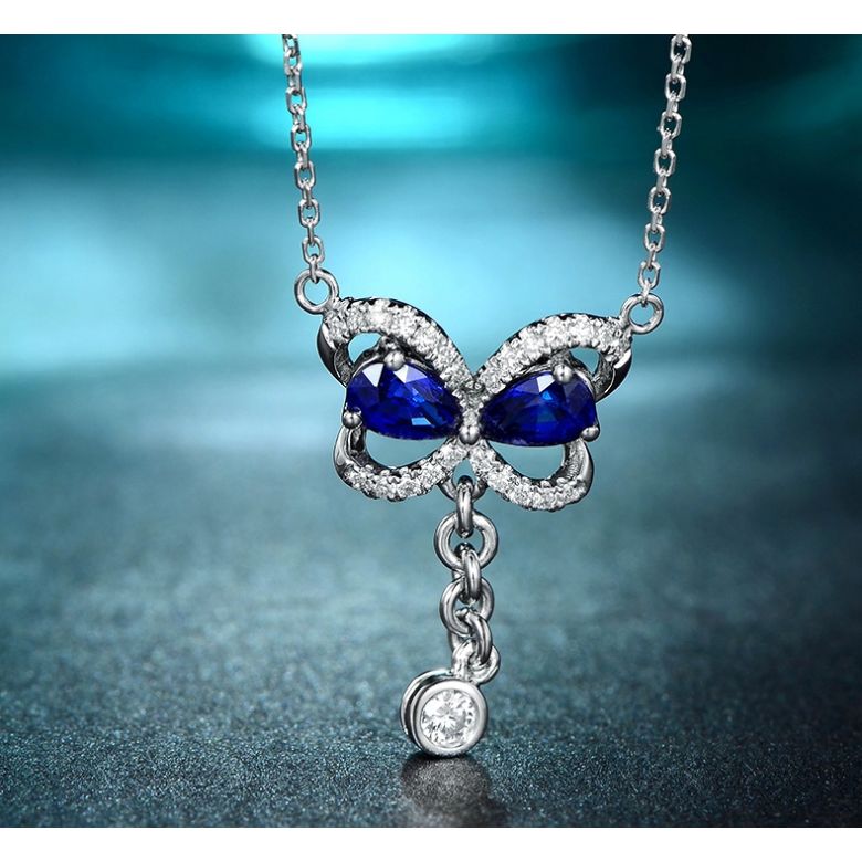 Pendentif papillon saphirs et diamants. Or blanc 18cts - 3
